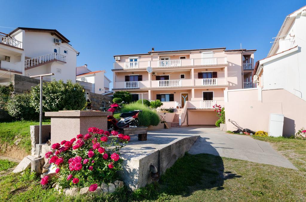 Apartments Dragan Lopar Εξωτερικό φωτογραφία