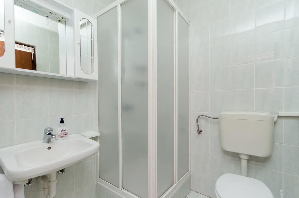 Apartments Dragan Lopar Εξωτερικό φωτογραφία