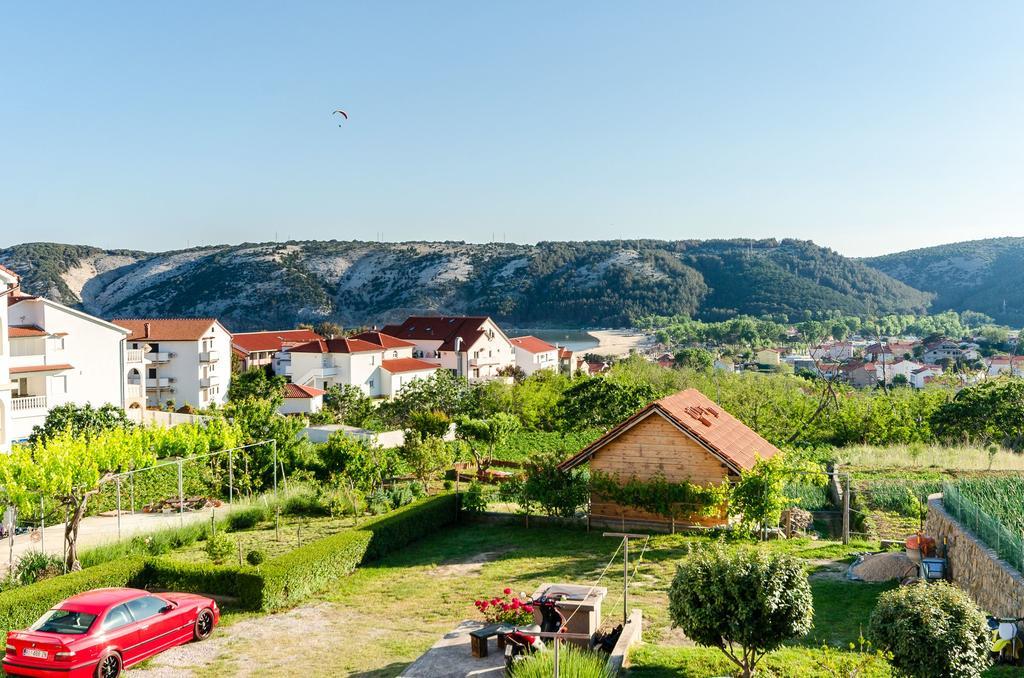Apartments Dragan Lopar Εξωτερικό φωτογραφία