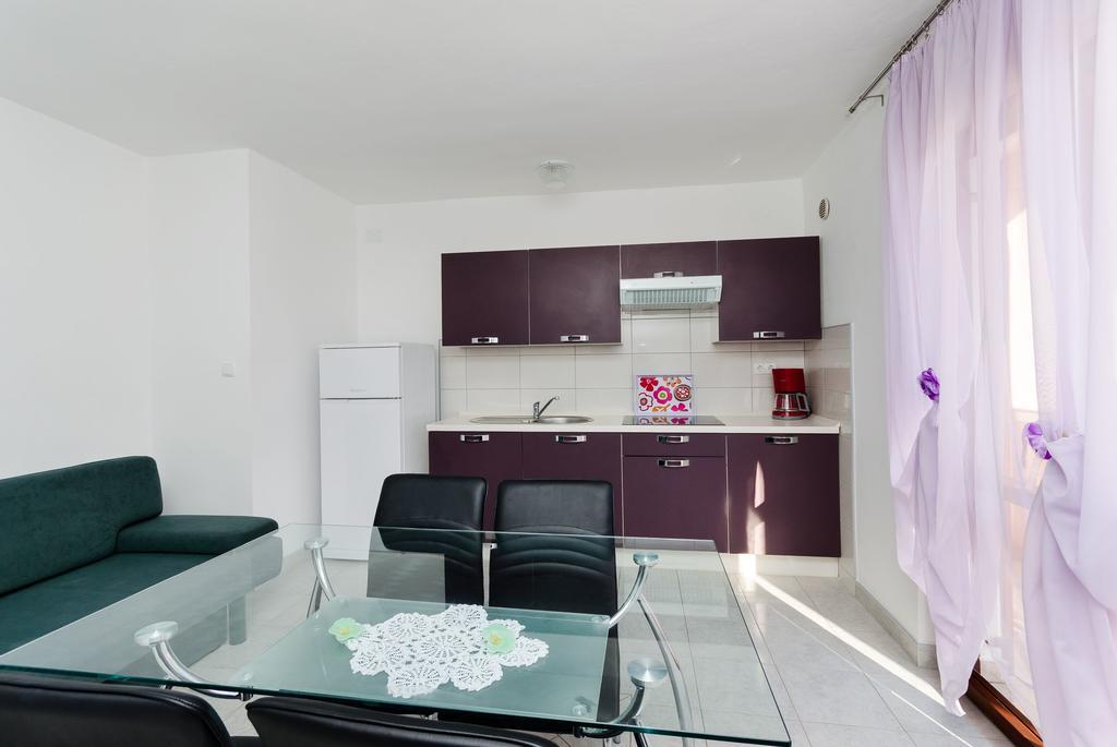 Apartments Dragan Lopar Εξωτερικό φωτογραφία