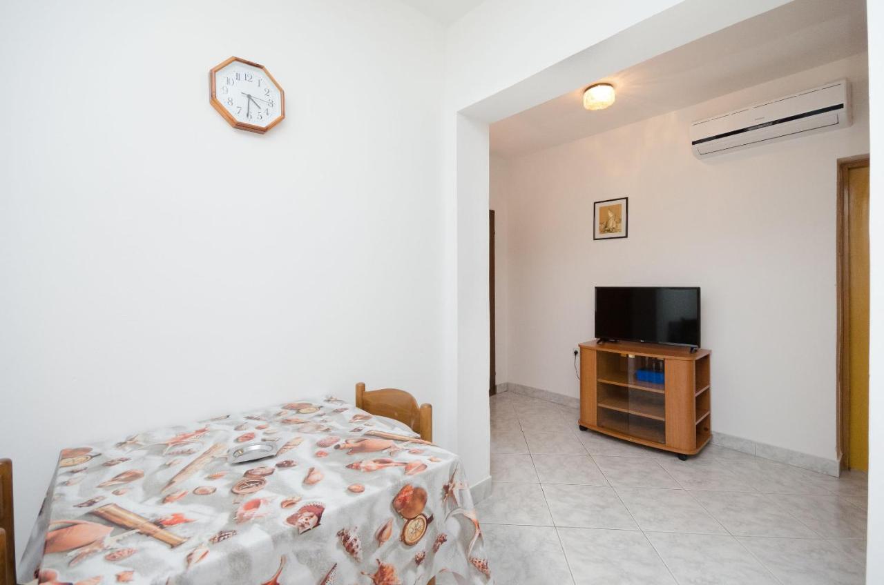 Apartments Dragan Lopar Δωμάτιο φωτογραφία