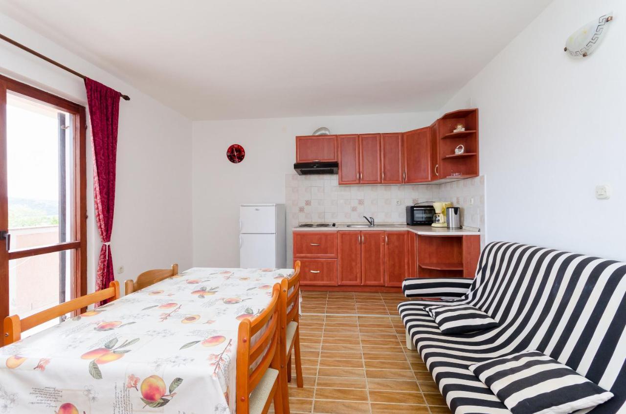 Apartments Dragan Lopar Εξωτερικό φωτογραφία